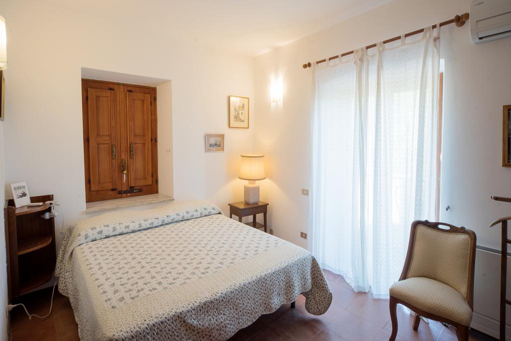 The Clock Houses Borgo Gallodoro Letojanni Exterior photo